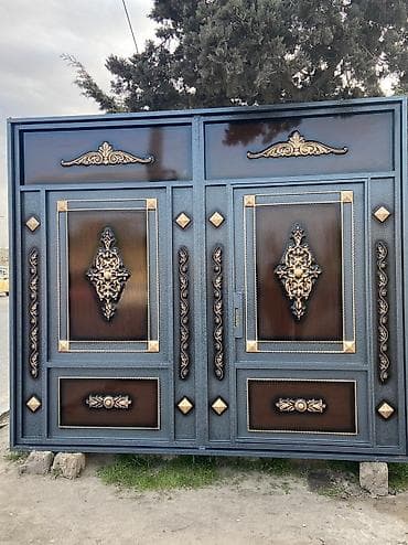 Salam Darvaza Yenidir.Eni-3 Hündürlük-2.60.Çərçive-8lik