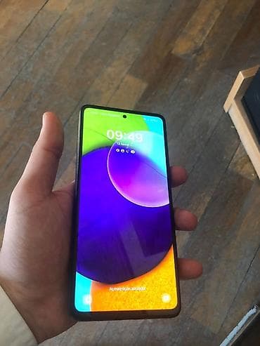 tuk yolan: Samsung Galaxy A52, rəng - Qara, İki sim kartlı — 2