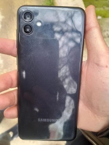 Samsung Galaxy A04s, rəng - Qara