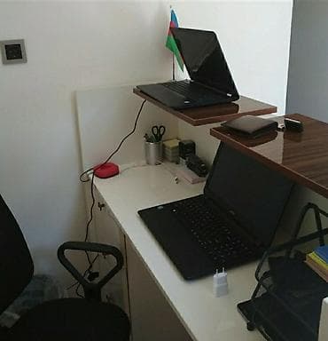 şuşa: Bakı, 4-cü mikrorayon, 3 otaqlı, Köhnə tikili, m. Memar Əcəmi, 40 kv. m — 4