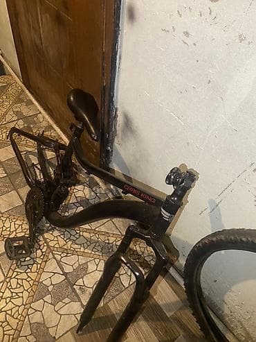 Velo satılır model stel sport rolun paçeniki yoxdu arxa topu qırılıb