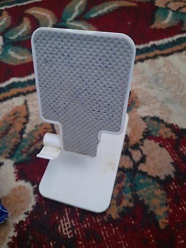 ofis əşyaları: Məhsul dəsti 1) Hədəf Qutusu – üzərində 10–500 AZN nominalları və — 4