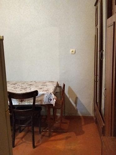 aaaf parkda kiraye evler: Elimler metrosunun 100 adımlıqlnda heyet evi kiraye verlir.Kirayə — 2