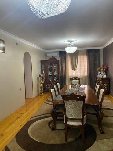 qarayev ev: 5 otaqlı, 370 kv. m, Kredit yoxdur, Orta təmir — 2