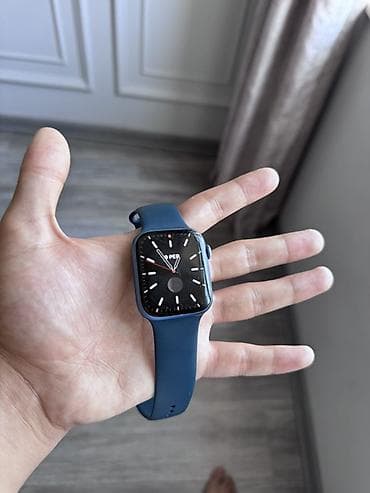 Apple watch 7 45mm 83pil işlemeyinde problem yoxdu ekranda cızığlar — 1