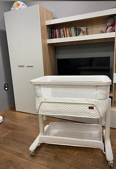 Beşiklər: Oğlan və qız üçün, Dördbucaq, Beşik, Yellənmə mexanizmsiz — 3