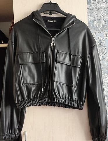 Kurtka satılır yenidir yazda payızda geyinmək üçün idealdır,eyinde