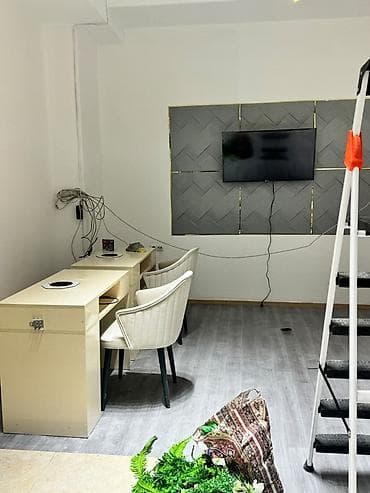 masa islenmis: Düz masa, Siyirməli, Polkalı, Sadə laminat, Kredit yoxdur — 1