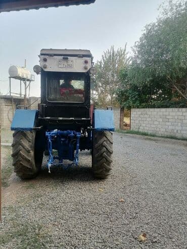 satisda olan traktorlar: Traktor 28, 1995 il, 68 at gücü, motor 10 l, İşlənmiş — 3