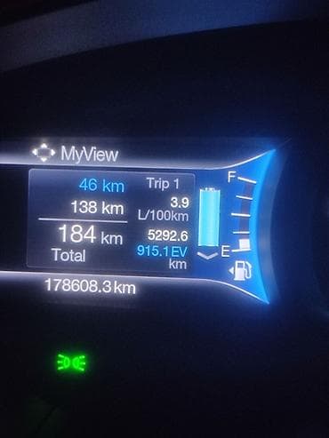 diskler r13: Ford Fusion Energi Titanium – plug-in hibrid sedan Xüsusiyyətlər: - — 8