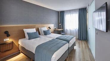 Bakida en gozel ve en ucuz hostel bizim hostelimiz buyurun qonagimiz