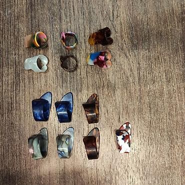 Mizrablar 30 qəp. başlayırlar. Digər gitara aksesuarlarını bizim