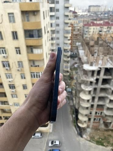 iphpne 13: IPhone 13, Mavi — 2