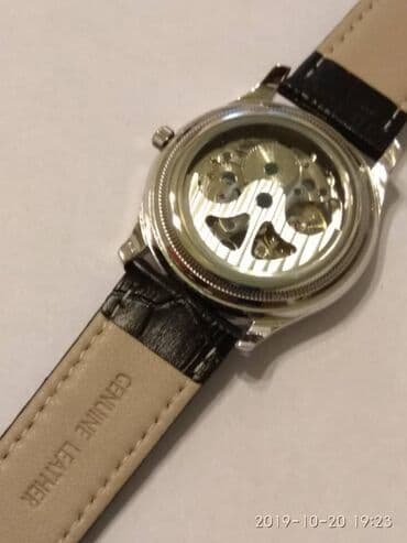 curren saatlari: Yeni, Qol saatı — 6