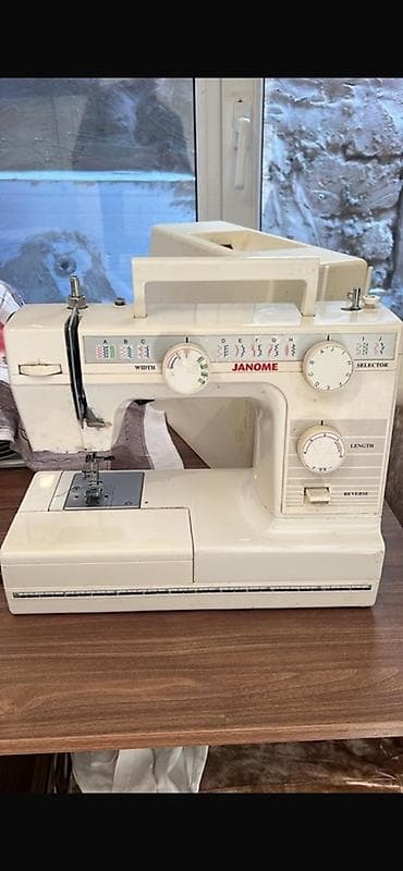 elektrik pliteleri: Tikiş maşını Janome, Mexaniki — 1