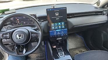 spoiler satisi: Honda HR-V: 0.1 l | 2023 il Krossover — 8
