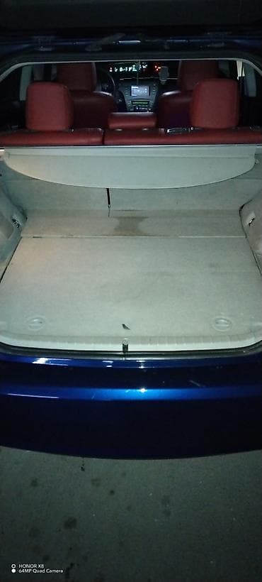Toyota Prius (3-cü nəsil) – mavi rəng, hatchback gövdə. - Hibrid — 10