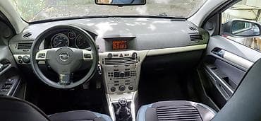 Opel Astra: 1.3 л | 2008 г. 273 км Хэтчбэк — 2