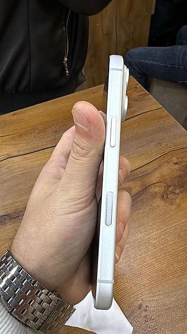 iphone 11 satilir: IPhone 17 Pro, 256 GB, Ağ, Simsiz şarj — 5