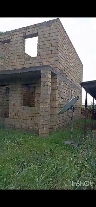 a frame ev qiymetleri: Cəlilabad,3 təpə kəndində Satılır: daşdan tikilmiş 2 mərtəbəli — 4