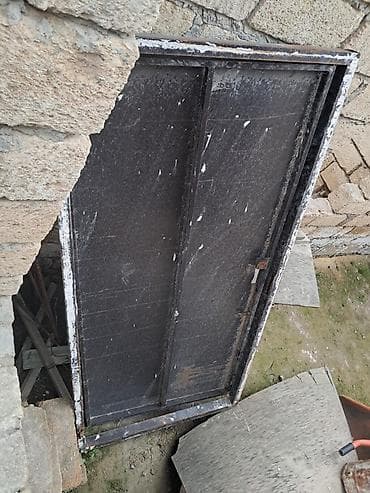 Demir qapi 210/90sm 90azn Hokmeli 5656 leli Metal giriş qapısı və