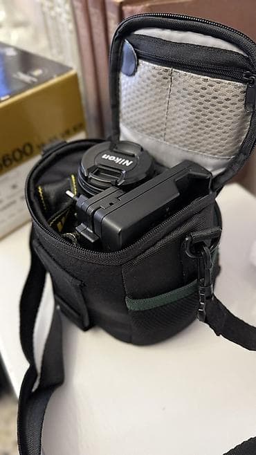 samsung 3322: • Nikon D5600 DSLR fotoaparat dəsti • Yenidir, 2 dəfə istifadə — 5