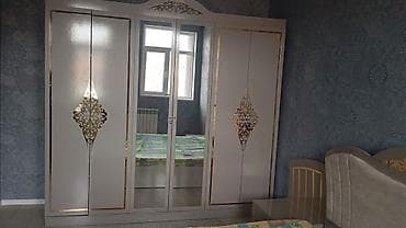 TƏZƏ DOLAB SATILIR 3 aydı alınıb Qiymət 330 azn 6 qapılı ünvana — 1