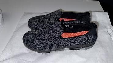 ayaqq: Skechers GOwalk slip-on ayaqqabıları - Model: Skechers GOwalk (yan — 1