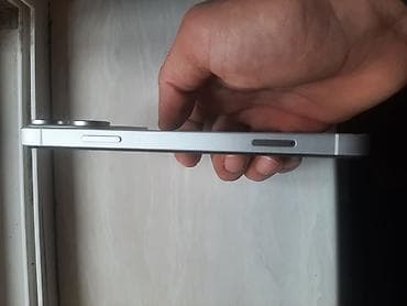 hdmi kabel telefon: Ağıllı telefon – gümüş rəngli, düz kənarlı korpus, şüşə ön panel - Ön — 3