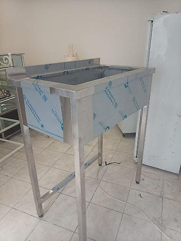 Paslanmayan poladdan hazırlanmış sənaye tipi birgözlü yuyucu lavabо