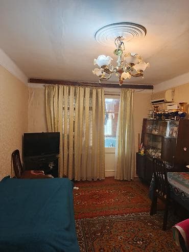 ev alqi satqis: Bakı, 2 otaqlı, Köhnə tikili, 45 kv. m — 9