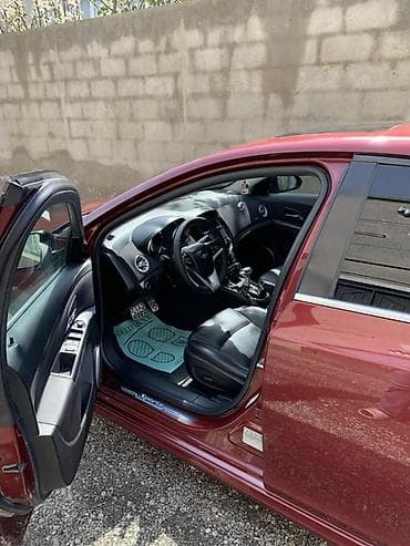 chevrolet curuz: Chevrolet — 2