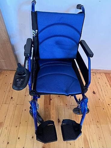 tibbi canta: Elektrik təkərli araba - İdarəetmə: Sağ qoltuqaltında joystick paneli — 1