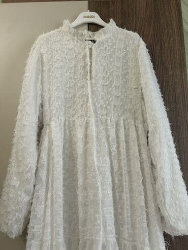 Baş geyimləri: Ziyafət donu, Maksi, Phardi, S, M — 2