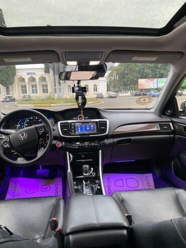 Motonəqliyyat: Honda Accord: 2 l | 2017 il Sedan — 7