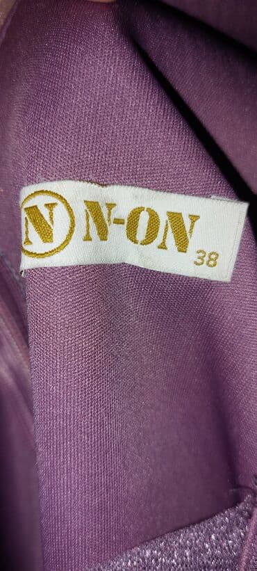 qadın geyimləri və qiymətləri: Satilir cemi 1 defe geynilib toya.Baha alinib ucuz satilir.Son qiymet — 2