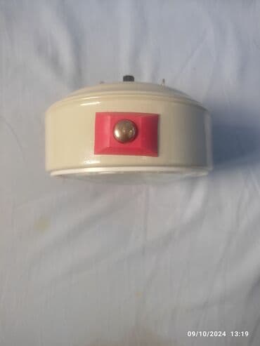 механические часы в баку: Yantar mexaniki stolüstü saat budulnikli təzə öz qutusunda istifadə — 5