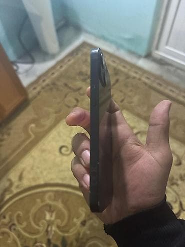 alfa: IPhone 13, Qara — 5