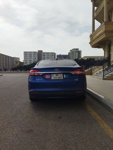 c klass mersedes: Ford Fusion: 1.5 l | 2017 il 117300 km Sedan — 10