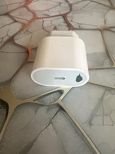 dubay iphone 16: Simsiz şarj cihazı Apple, İşlənmiş — 2