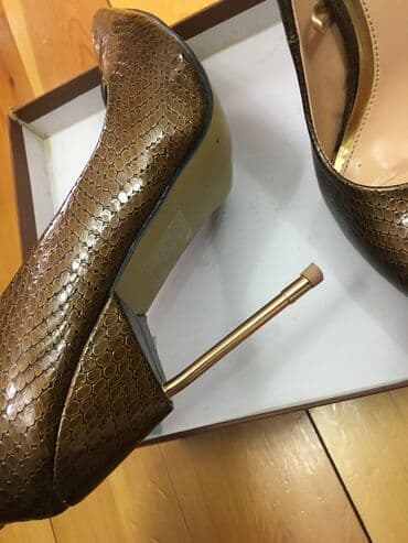 женские бирюзовые туфли: Ayaqqabı 38 razmer.Əla vəziyyətdədir — 3