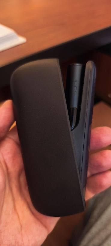IQOS ILUMA i elektron tütün qızdırma cihazı lalafo.az -da IQOS ILUMA i elektron tütün qızdırma cihazı