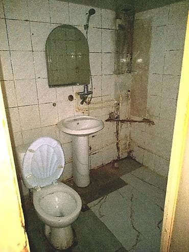mahrasa bagi: Salam. Ev Bakıda Neftçilər Kruqunda Maklerlər bağının yanındakı binada — 9
