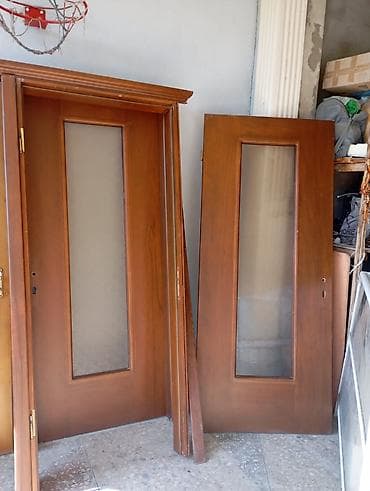 taxta ref: Mebel və qapı dəsti - Geniş, klassik üslubda paltar şkafı: 5 qapılı — 3