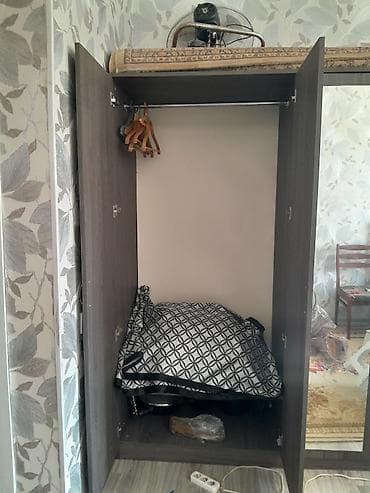 dolablar 2ci əl: 4 qapılı, Güzgülü, Boz, Digər material, Açılan, Düz dolab — 4