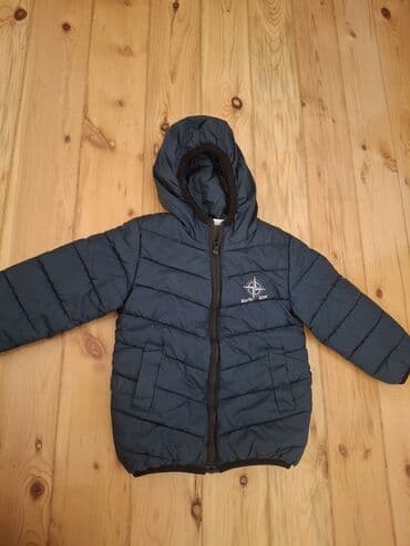 Uşaq kurtkasi.ölçü 3-4 yaaş