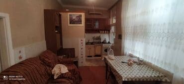 xacmaz kirayə ev: Səbail rayonu,İçəri şəhər,Azneft dairəsi yaxınlığı.2 mərtəbəli — 1