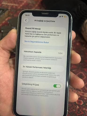 realme telefonlar: IPhone 11, 64 GB — 7