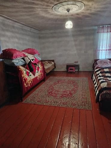 hovsanda heyet evler: Həyətyanı fərdi yaşayış evi - Geniş bağlı həyət: daşla döşənmiş — 8