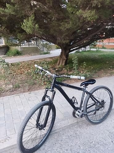 TECİLİ SATİLİR İdeal hec bir problemi yoxdur . amortisör yeni alinib